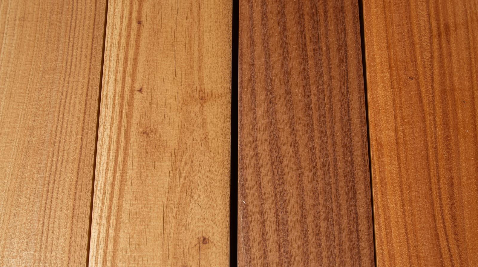 Rift sawn lumber grain pattern
